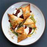Samosa chaat (2 pcs)