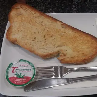 Tostada De Tomate