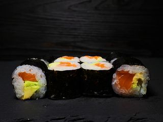 Футомак з лососем (240г)