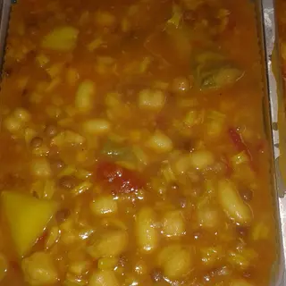 Platos del día. Potaje de "los tres puñaos"