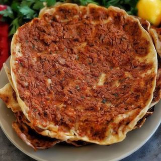 Lahmacun Solo Carne