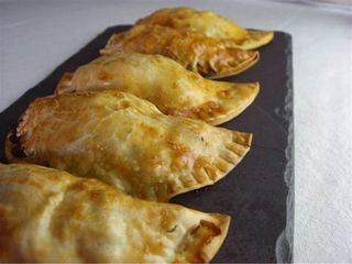 Empanadilla De Atún