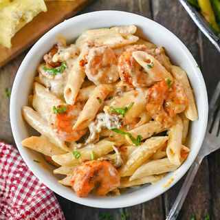 Cream Garlic Shrimp Pasta