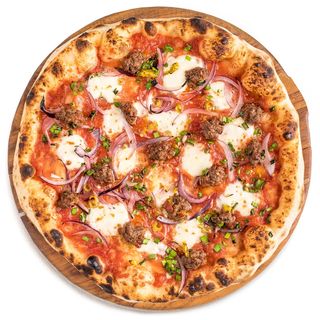 Пицца с митболами и халапеньо