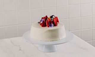 Bolo Mascarpone c/ morangos