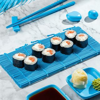 Double Salmon Cheesy Maki