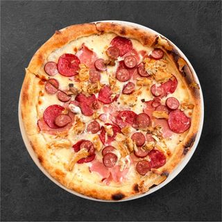 Піца Баварезе з куркою (550г)