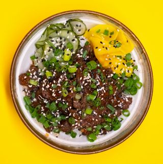 Donburi z wołowiną