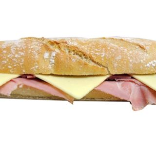 Bocadillo de jamón y queso