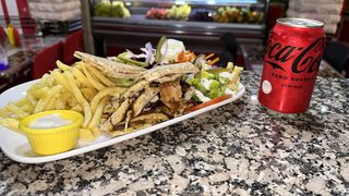 Plat shawrama + Frite + Coca