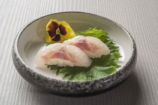 NIGIRI DE LUBINA (2 PZS.)