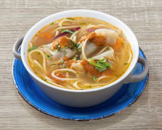 Jhol momo (momo con sopa) (7uds)