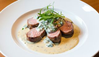 Muschiulet de porc cu gorgonzola