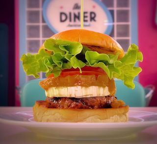 Jolene Burger (160 G. o 200 G.)