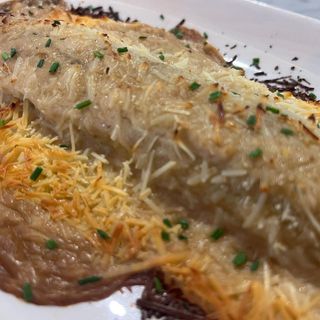 Canelón De Carrillera con Salsa De Setas