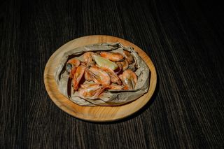 Креветка в медово-соєвому соусі