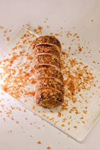 Кюртош з медовим бісквітом