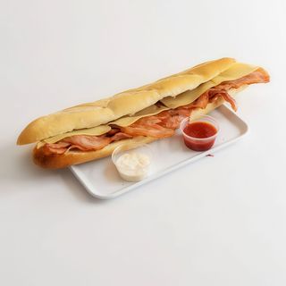 20. Bocadillo Caliente De Bacon Con Queso
