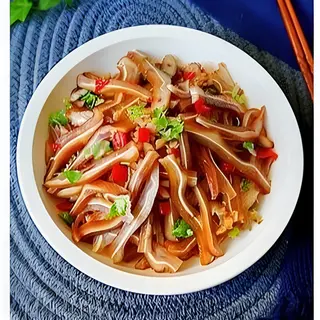 Urechi de porc in sos picant