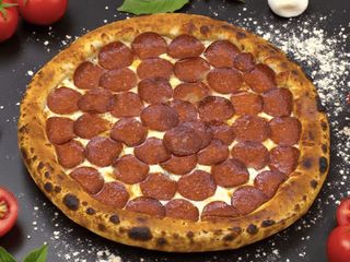 Pizza Pepperoni Medie (490g)