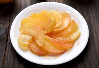 163. Панирана ябълка с карамел (200г)