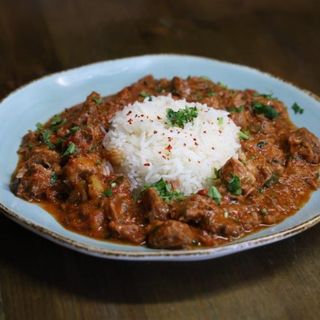 Հորթի գուլյաշ բրինձով