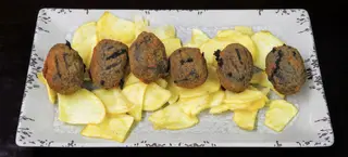 Croquetas De Calamar En Su Tinta (Ración)
