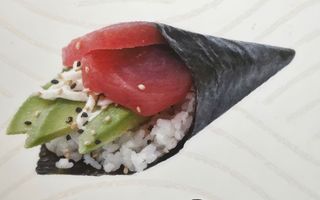 41. Temaki De Atún (1 Pza.)