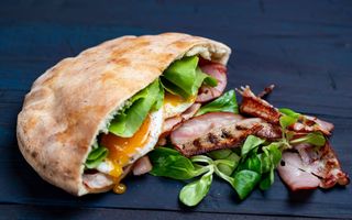 Chifla  english breakfast