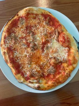 Pizza Tonno