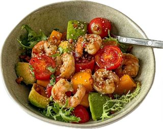 Ensalada De Gambas Con Aguacate