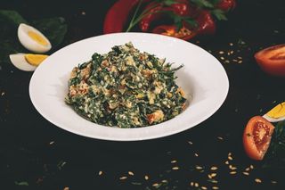 Спаначена салата (300г)