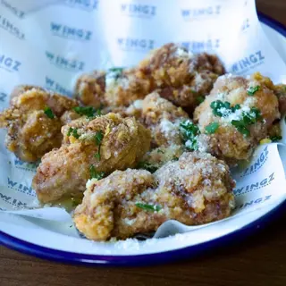 Boneless Garlic Parm (6 Uds.)