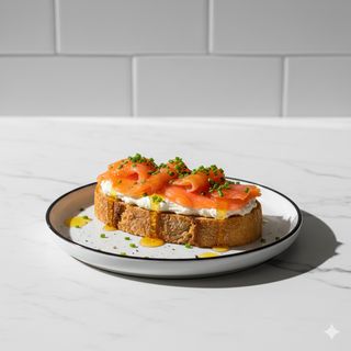 Bocadillo Salmón Con Queso Crema Y Miel