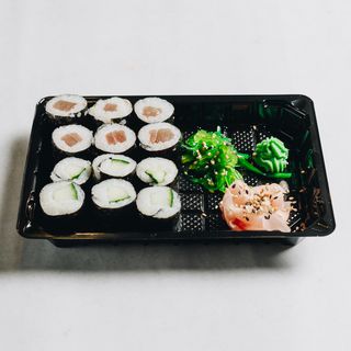 HOSOMAKI TUNA & HOSOMAKI KRASTAVAC