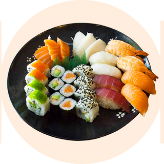 Kombo Premium (28 Pzs.) + Tallarines Yakisoba