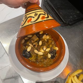 Plato Combinado De Tagine De Ternera