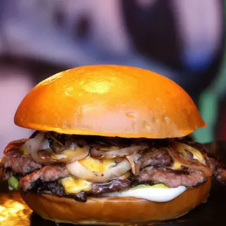 Cheddar Smash Royale Burger