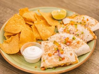 Quesadilla al pastor