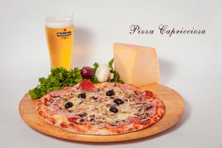 Pizza Capricciosa