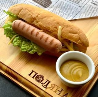 Хот-дог с сыром (130 гр.)