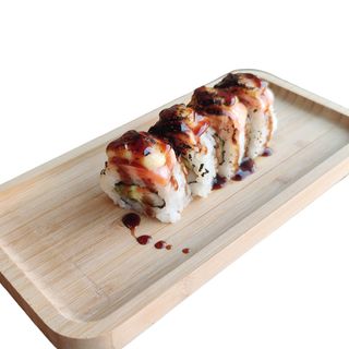 58A. Uramaki de salmòn Y Queso Flameado