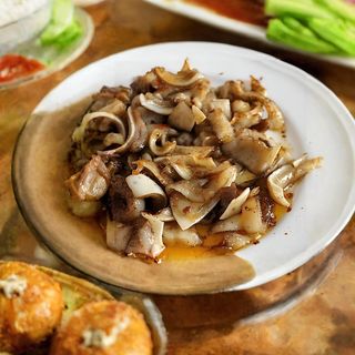 Свински уши