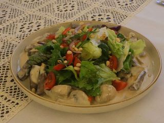 Тёплый салат с печенью