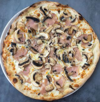 Pizza carbonara (32 cm.)