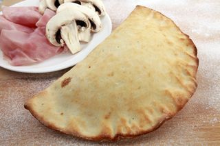 Calzone Pizzaiolo