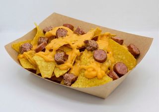 Salchinachos