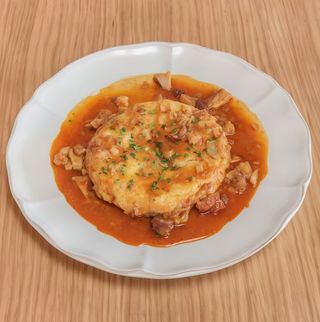 Tortilla Individual con Salsa de Callos