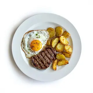 Huevos Fritos Con Lomo Frito Y Patatas