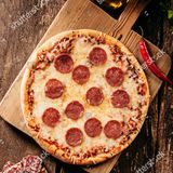 Pizza De Salami Picante (Large)